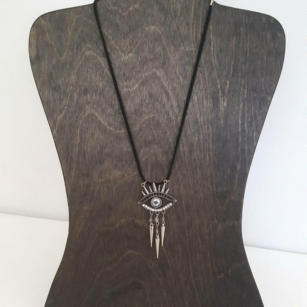 Eye of the Divine Silver Plated Necklace - Picture 8 of 10